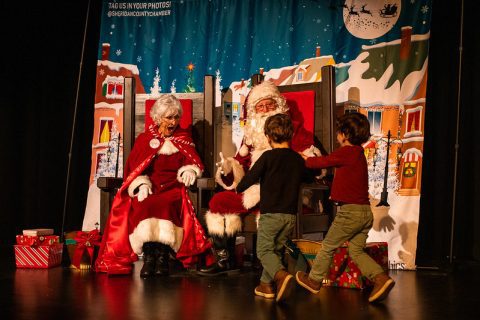 Meeting Santa and Mrs Claus at the Sheridan Christmas Stroll